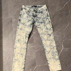 Rock & Republic floral print jeans size 10